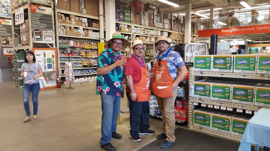 Associates enjoying #tropical#🍍🍍🍍🌴🌴🌴🍊🍊🍉🍉#