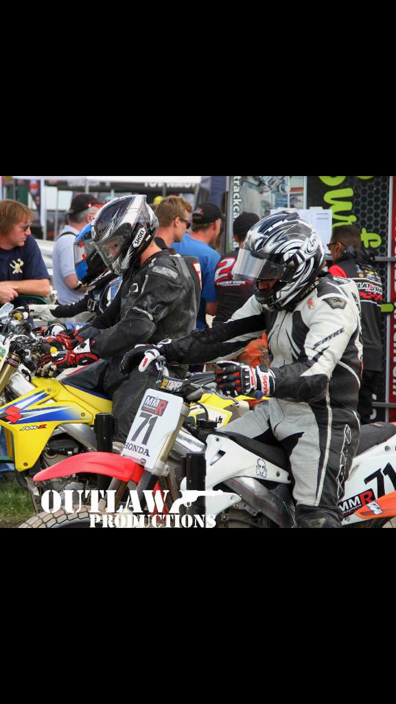 Krisgarvie's tweet photo. Getting ready to do battle in flat track (pre season roadrace training) with my @SPYKECANADA gear. @HondaPowerCA http://t.co/J6SpokVfRW
