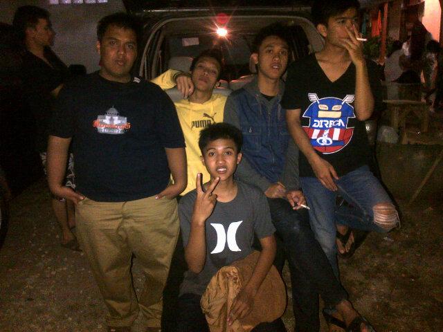 ramalagii's tweet photo. Dek iraha kikiean deui te? @IhsanNurjaman10 @rizqijulian05 @waisalqorni43 @ShimaSanjani @Andikaa_AFA @ficky_setia http://t.co/ZCmped5ol5