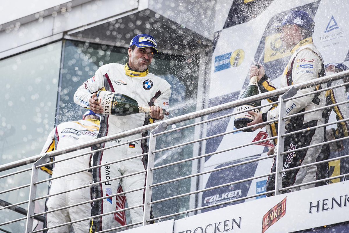 marcvdsracing's tweet photo. Champaaaaaaaaaaaaaaaagne! #N24h http://t.co/pvhchhB4Ie