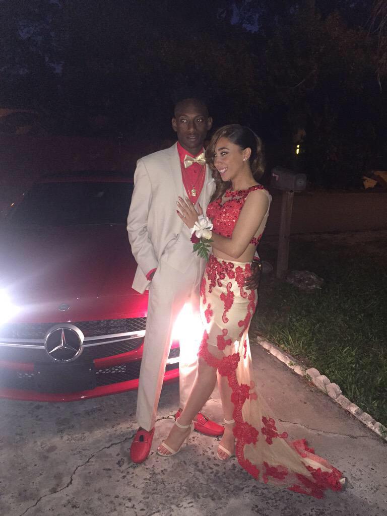 CG_DeeMoney's tweet photo. I mean .. What's my name ? ππΈπ₯ #NMBProm2k15 http://t.co/O9K53MmYQZ