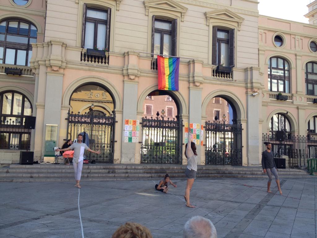 rosaroigvidal's tweet photo. Als actea del día Internacional contra l'homofobia @CIUsbd http://t.co/2ix6cVBnnT