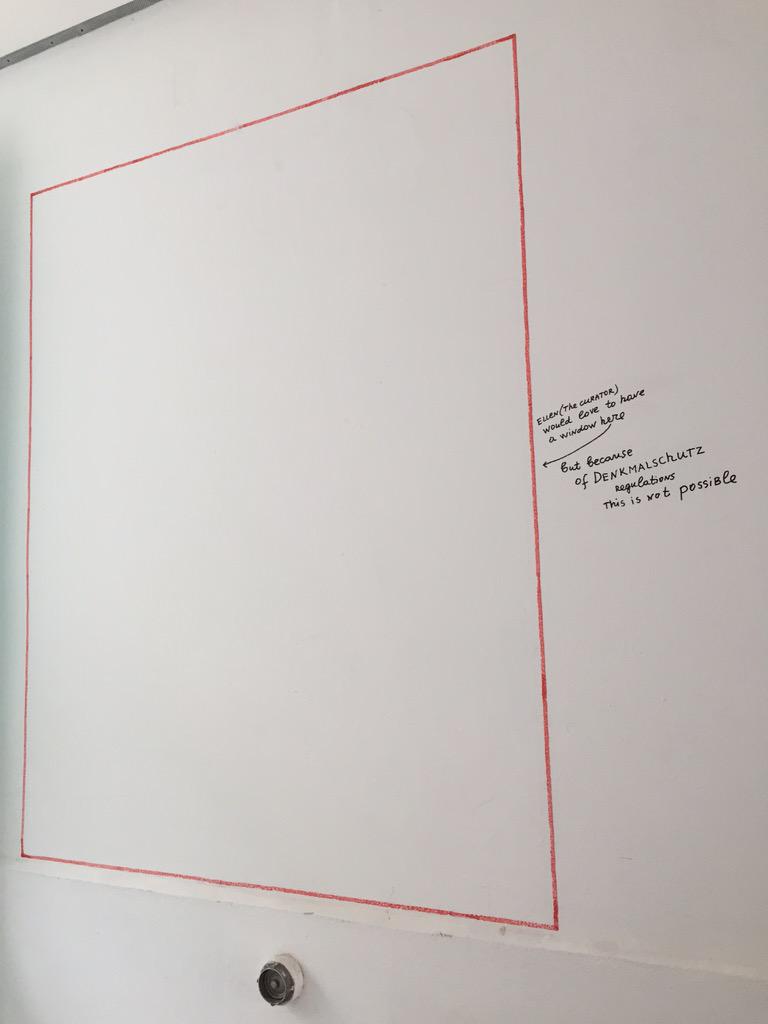 erfgoesting's tweet photo. Mooie passief-agressieve tekst van conservator richting monumentenzorg bij Berlijns museum http://t.co/VjXB50c6EM