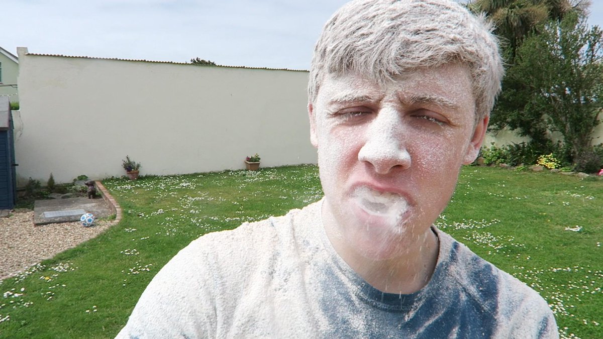 wroetoshaw tweet picture