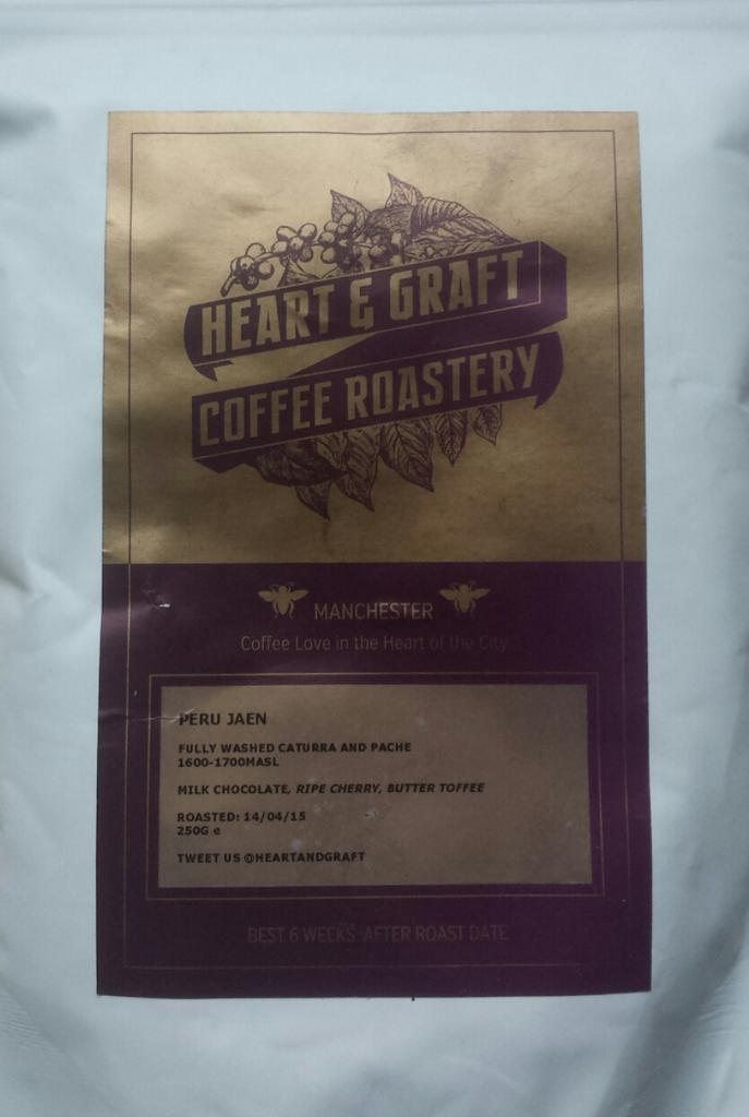 The latte art may be terrible (I'm still mastering the blob) but this @HeartandGraft goes superbly well with milk :-)