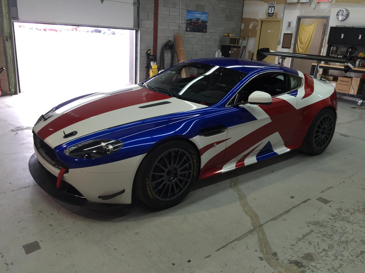 DonAkerYA's tweet photo. Unbelievable wrap on this Aston Martin GT4 at #AutoKosmetx and #Teamoverlay in Montreal http://t.co/SCjYaEiXbk