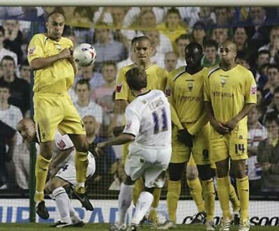 Happy birthday to Eddie Lewis & Paddy Kenny. 