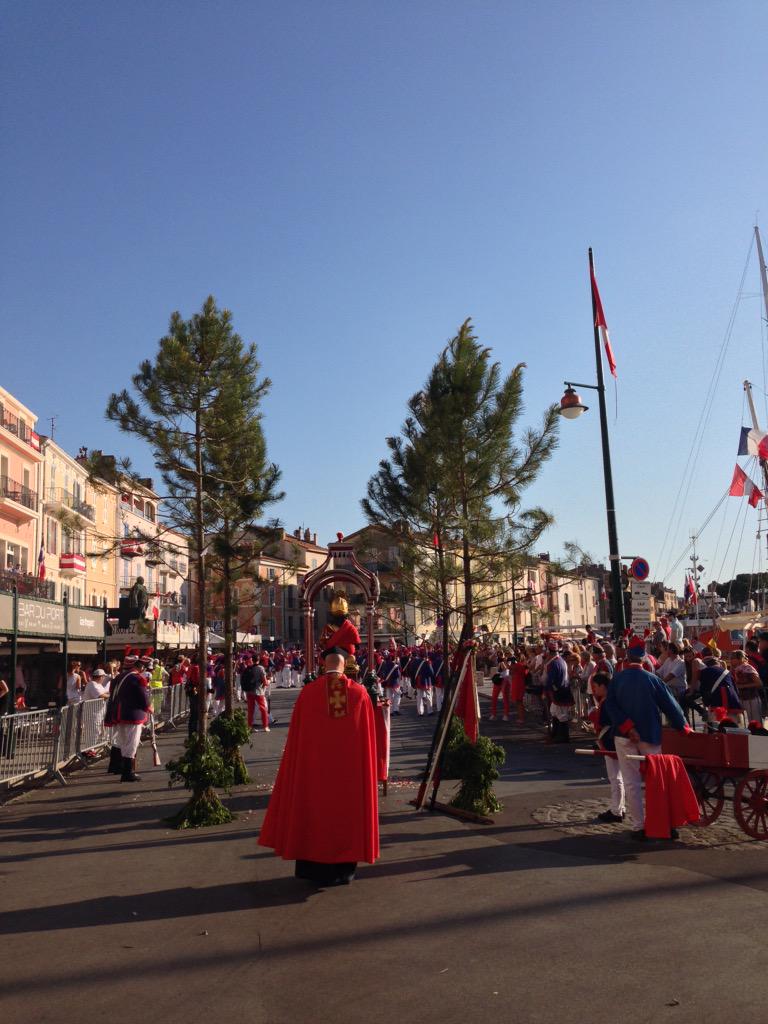 NRJSaintTropez's tweet photo. LIVE FROM SAINT-TROPEZ #BRAVADE http://t.co/yJYT4NguDo