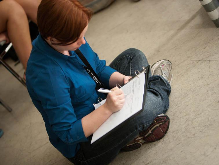 9 Ways To Help Students Learn Through Their Mistakes teachthought.com/teaching/9-way…