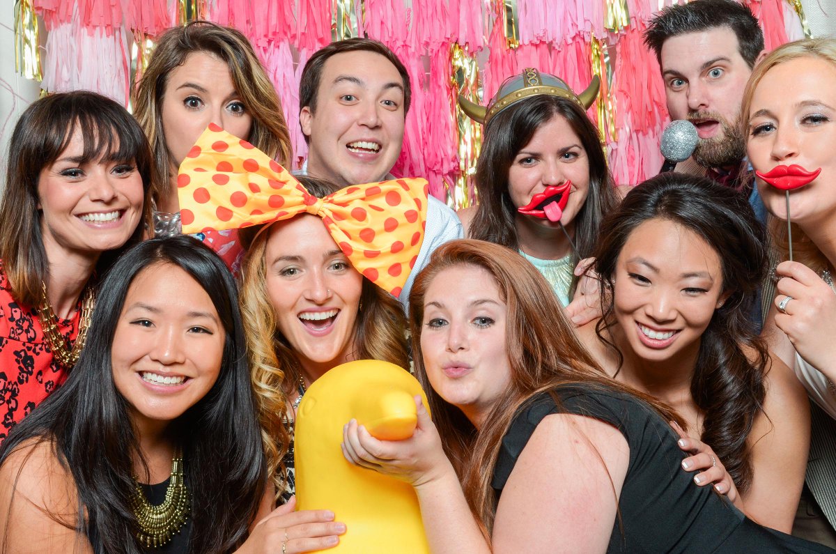 TheSnaptastic's tweet photo. Such a great time last night at Claire and Charlie's wedding!! #thesnaptastic #photobooth #cincinnati #weddings http://t.co/YJXhPR3sNB