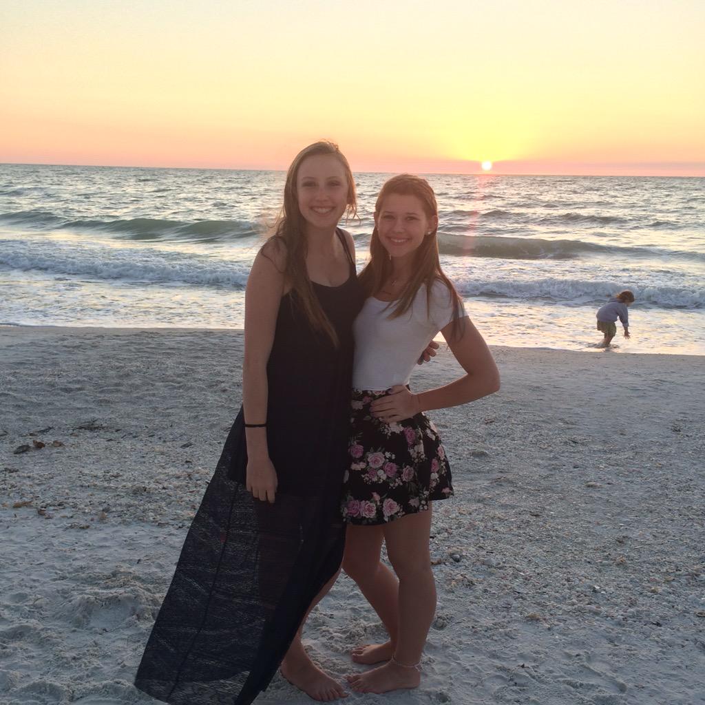 Happy 17th birthday to my best friend, my rock and the best big sister I could ask for. rock the heck out of today 