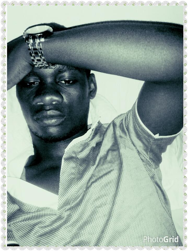 Lukwagoderrick7's tweet photo. Thinking of resting i really fil like im having my best time ever http://t.co/FYXewjCfyf