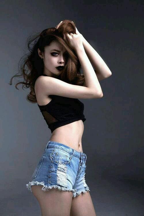 LipsofSorrow's tweet image. #SeductiveSunday