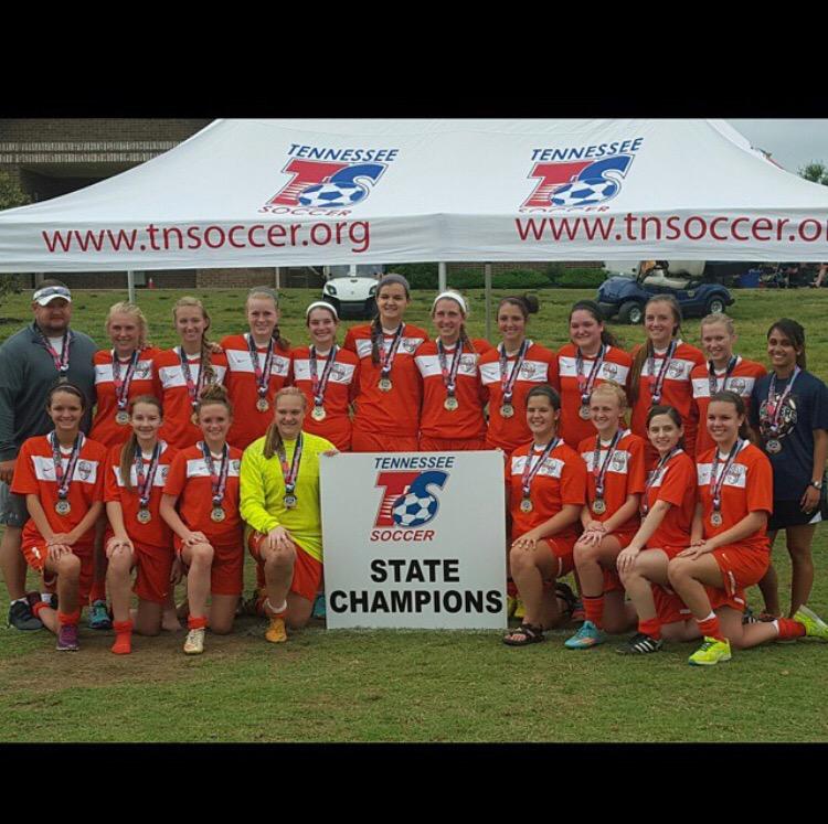 lbradley_28's tweet photo. state champs⚽️ http://t.co/2Iui4RFbUE