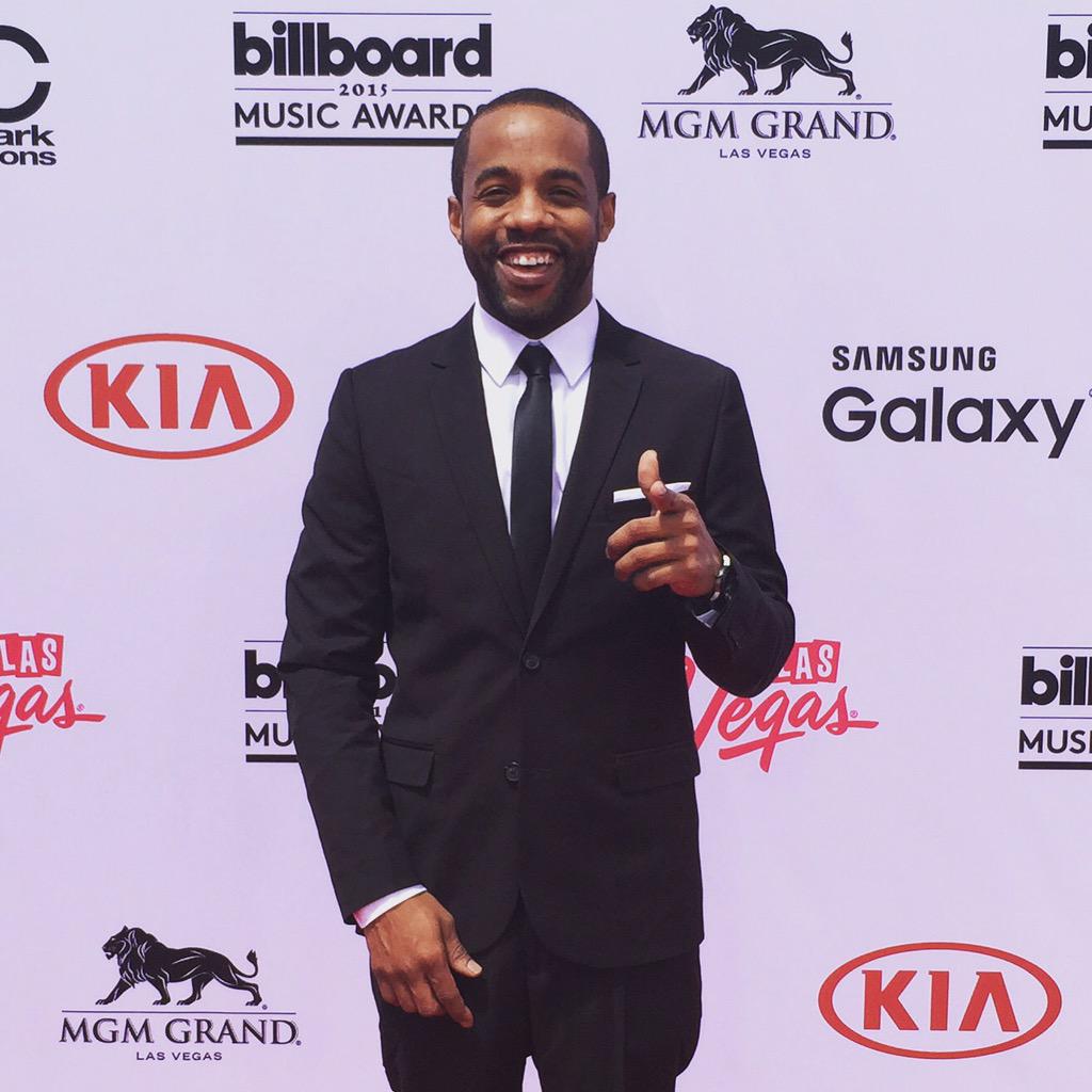 ThaddeusDixon's tweet photo. 2015 Billboard Music Awards. Tonight! #BBMA's #RedCarpet #LasVegas http://t.co/9k5muQIiaR