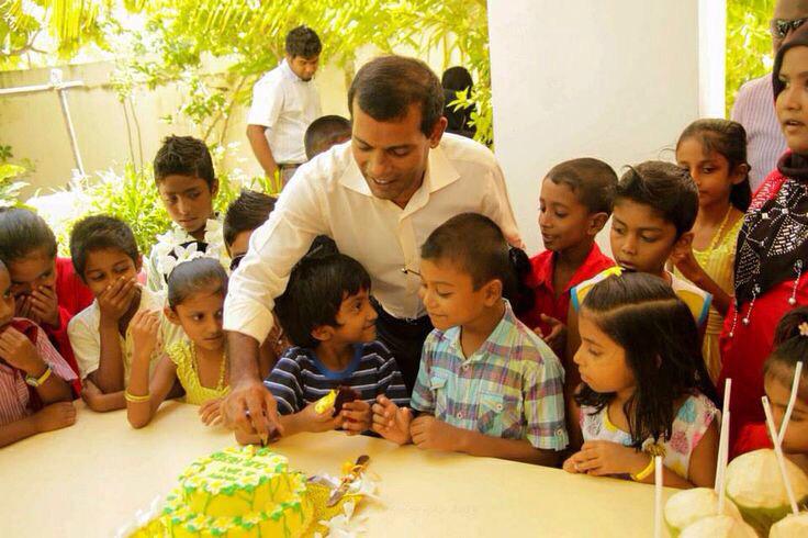 SaifVaadhoo's tweet photo. The Man who introduced a free healthcare system ( Aasandha ) to the people of the maldives #HBD48UNT10 #HBDPN http://t.co/GJ8NoKpx1K