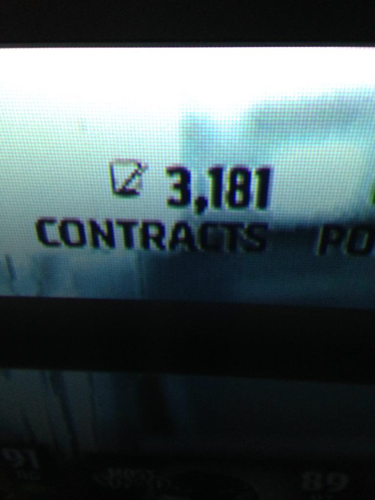 iplaymut1's tweet photo. @iplaymut1 I will distribute all contracts on to cards http://t.co/5YgjFVGx0d