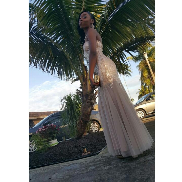 lilaa_dominique's tweet photo. #MiramarProm2015 http://t.co/sRi0XPg4LG