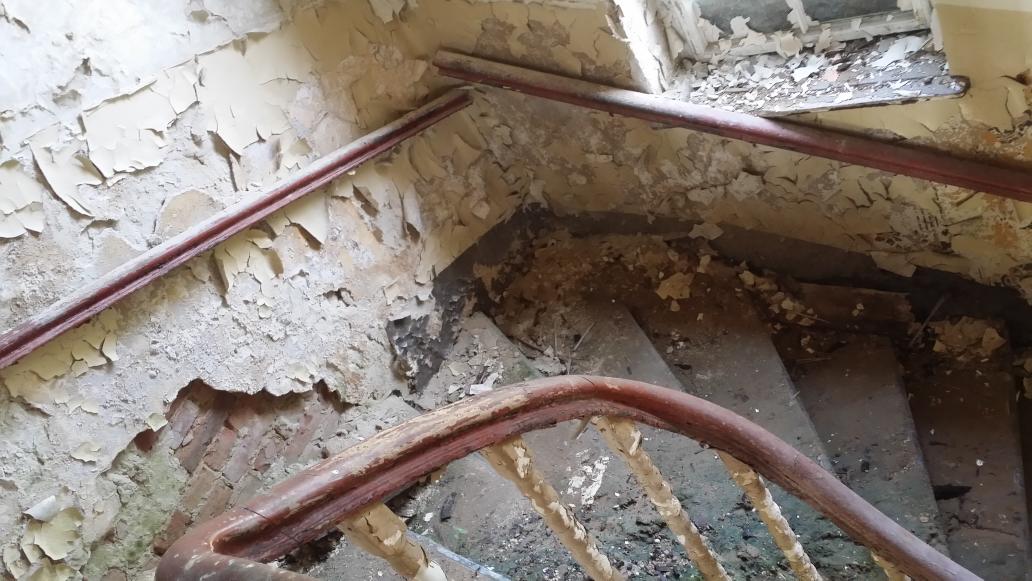 Rogiervandehaar's tweet photo. Op zoek naar goeie #urbex locaties! Iemand nog tips? #dtv http://t.co/dc9STGJEjQ