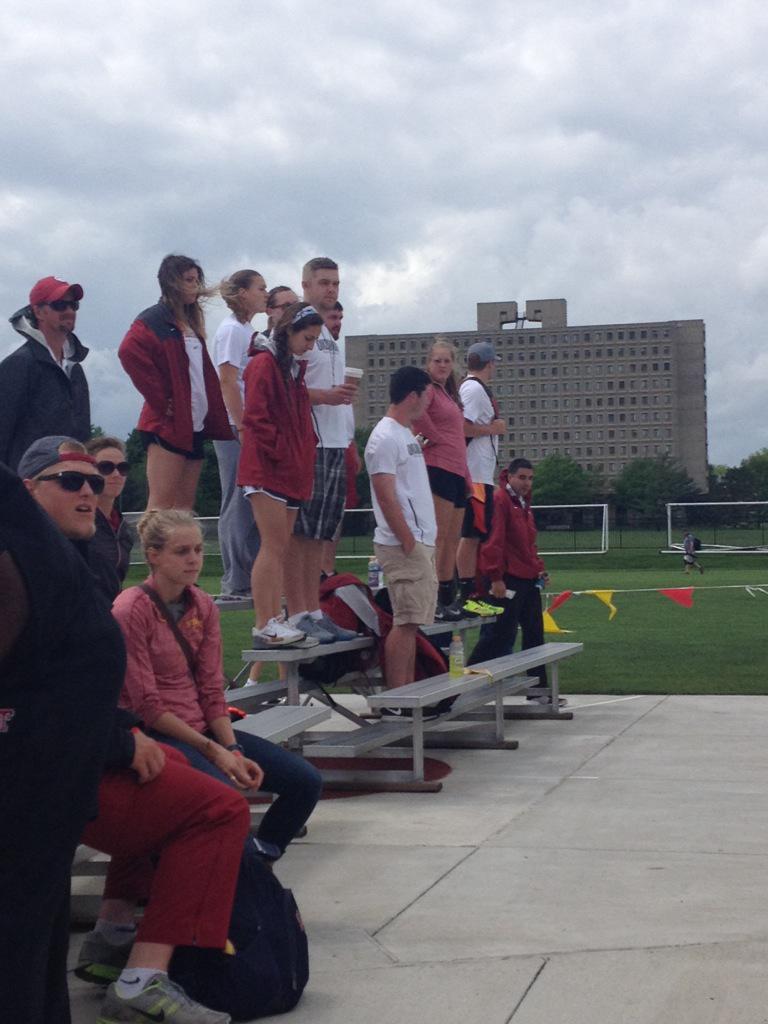 OU_Track's tweet image. Sooners coming out to show Woodard Foster and Morgan some love as they begin the finals! #SoonerProud #OU #ThrowFar