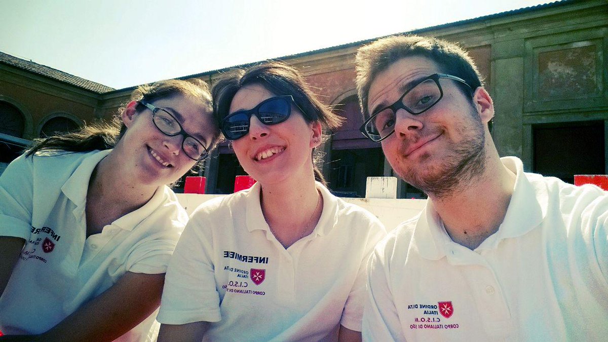 gminguzzi's tweet photo. Che belli che sono i volontari di #Faenza mentre finiscono il servizio! #cisiamocisom @Cisiamocisom http://t.co/05gNt36f1A
