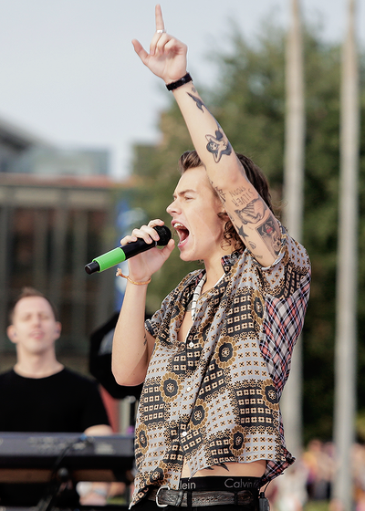 NoControlSong's tweet photo. I can't #NoControlDay http://t.co/asRdpt1lHF