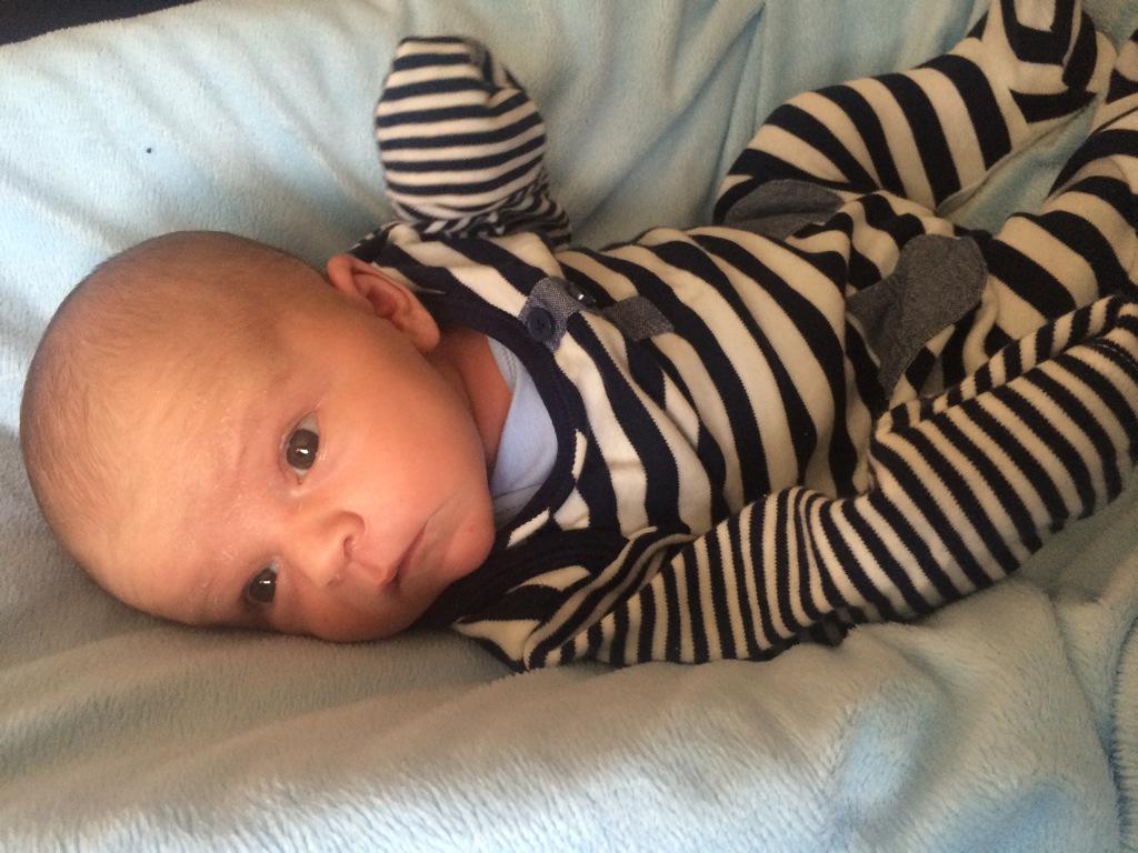 vickilauren's tweet photo. Gorgeous baby boy xx http://t.co/WqPaWuItje