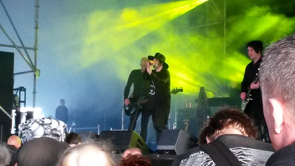 dracili's tweet photo. Gisteren op @EUROROCK_FEST. Whispers in the Shadow. http://t.co/DTLHjNUBaW