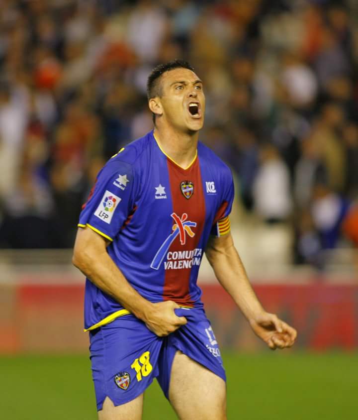 Milomapu's tweet photo. Otro año más de primera división! http://t.co/RYWl2ijOTV