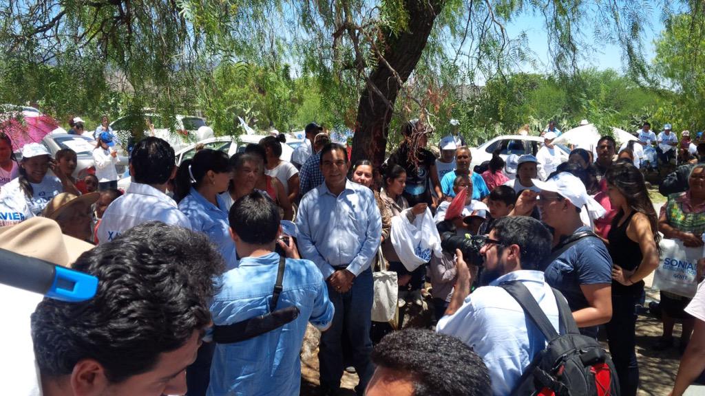 SoniaMendozaSLP's tweet photo. Me dio mucho gusto visitar también a nuestros amigos en Mesa de Conejo, nuestra convicción se fortalece con cada paso http://t.co/su5JzRFIJo