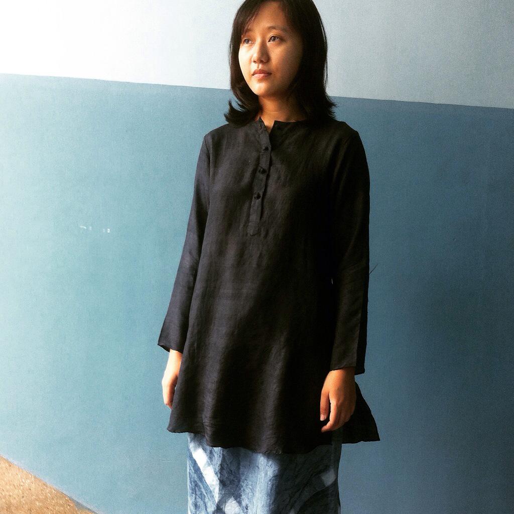 dashantanu's tweet photo. Mood indigo #maku #makutextiles #indigo http://t.co/IpIBZsq7SK