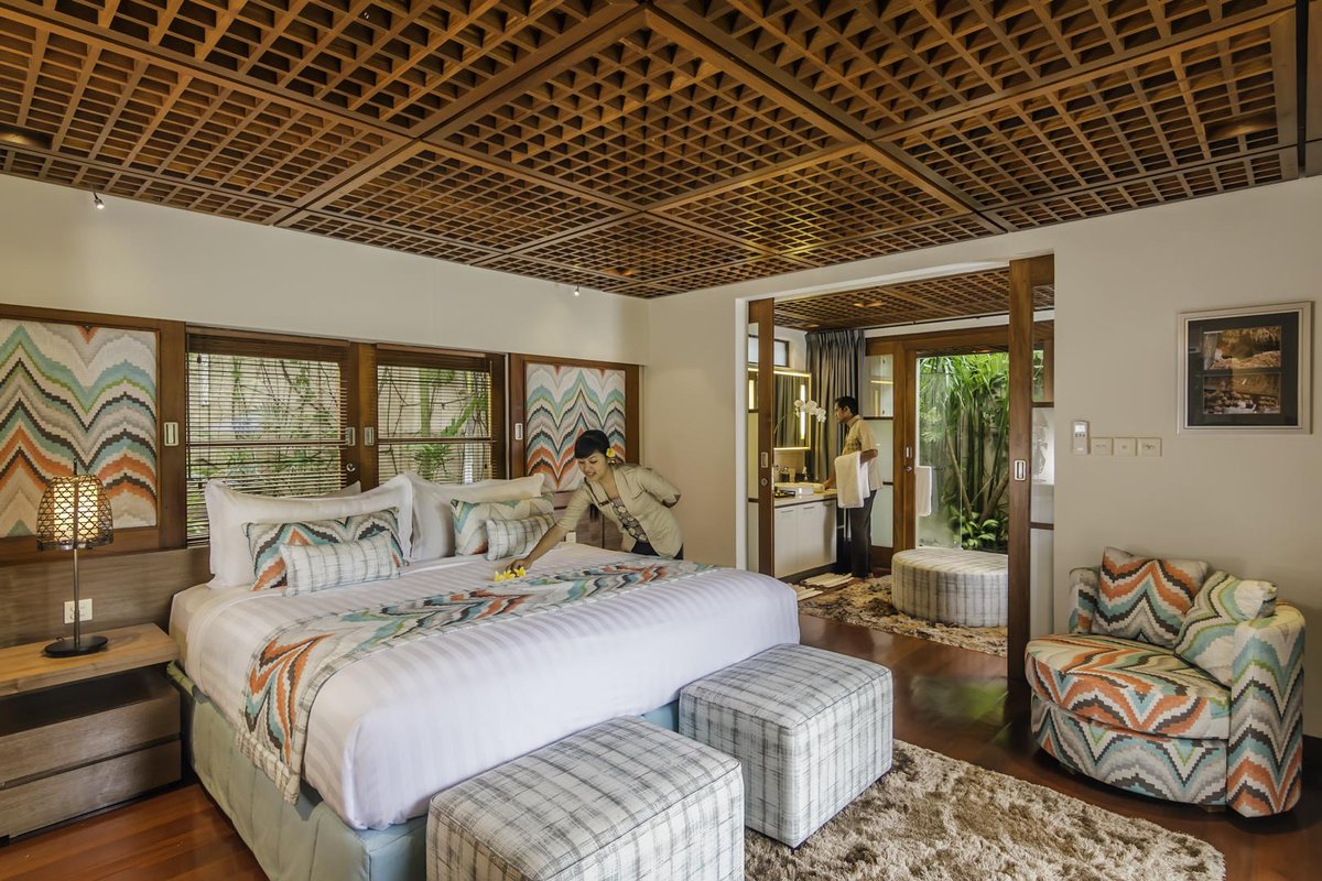 winduvillas's tweet photo. Loving this room! #VillaWinduSari #fullystaffed #luxury villa #bali http://t.co/pFjfCRkpkC