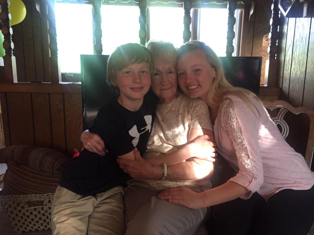 NovakKeri's tweet photo. Grandmas 90th bday party what a blast 🍼🍻☀️👏🏻😊 @Annajo_novak http://t.co/ov9i3N3lDx