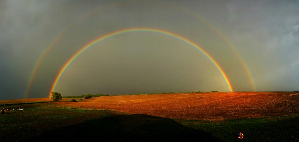 Double rainbow on the back side of a Nebraska thunderstorm. #newx <a href="/spann/">James Spann</a>