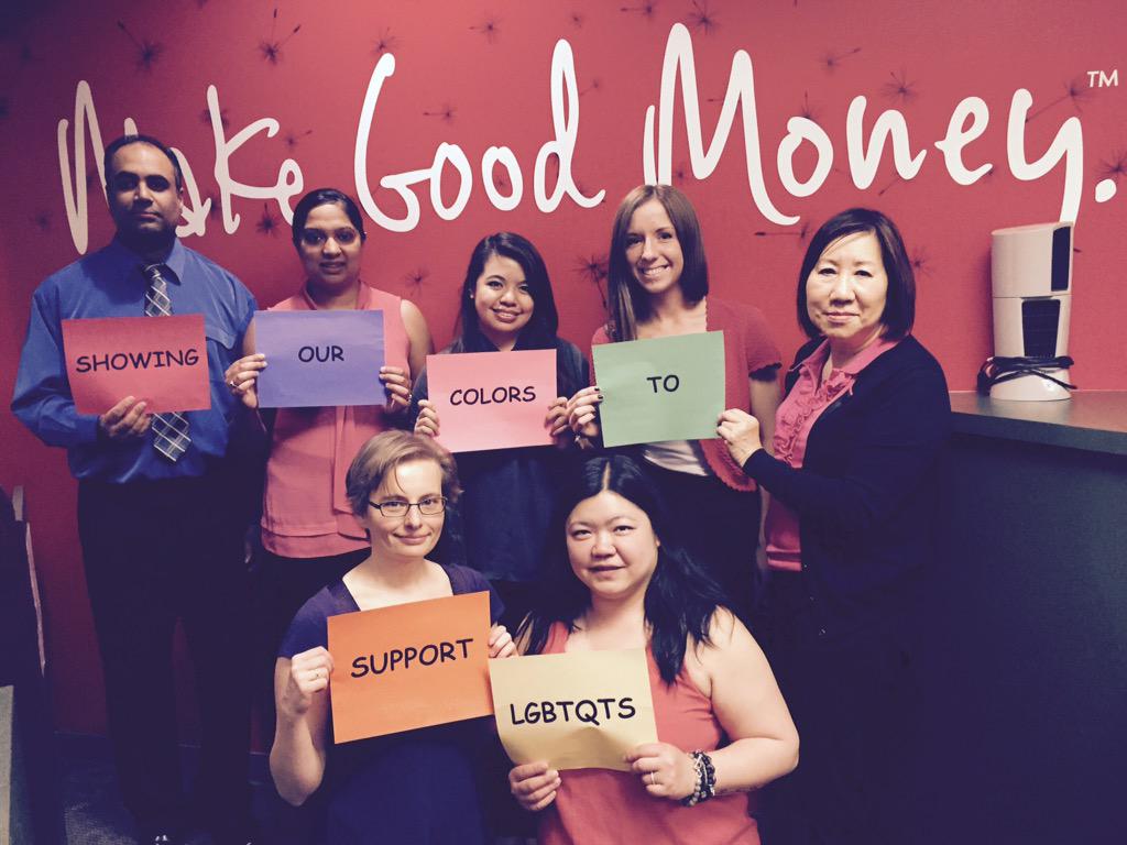 kristymcLardy's tweet photo. @Vancity Oakridge Branch supporting our LGBTQT community by #showingourcolours !! #alliesshowtheircolours #idahot http://t.co/1X4wrPhvg8