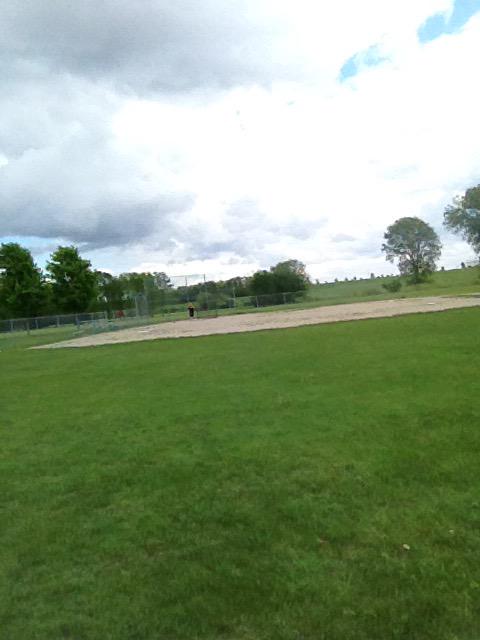 Wii_mann's tweet photo. Day for a few fly balls with dad. #P2W #PutInWork http://t.co/dcFXkQW4HP