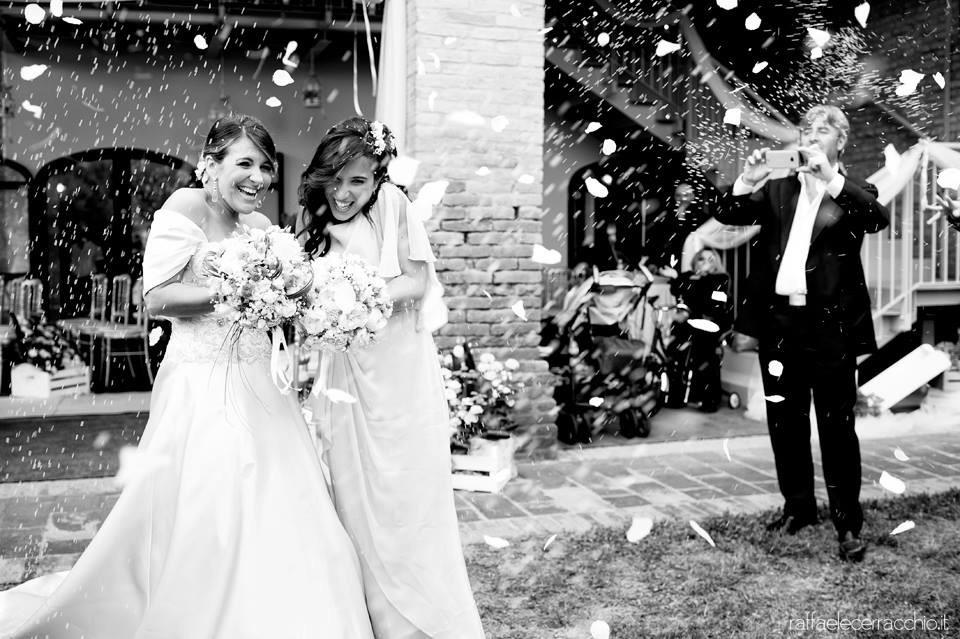 RCerracchio's tweet photo. IERI ho fotografato per la prima volta un matrimonio tra due donne.OGGI sono UOMO MIGLIORE.#noomofobia #stopomofobia http://t.co/jEkXIxPqNB
