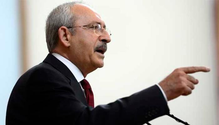 Medya_Sondakika's tweet photo. Kemal Kılıçdaroğlu:”Biz yardım kuruluşu Kızılay değiliz, partilerine sahip çıksınlar!”
http://t.co/ZFCAYFShvK http://t.co/VH57X3aktA