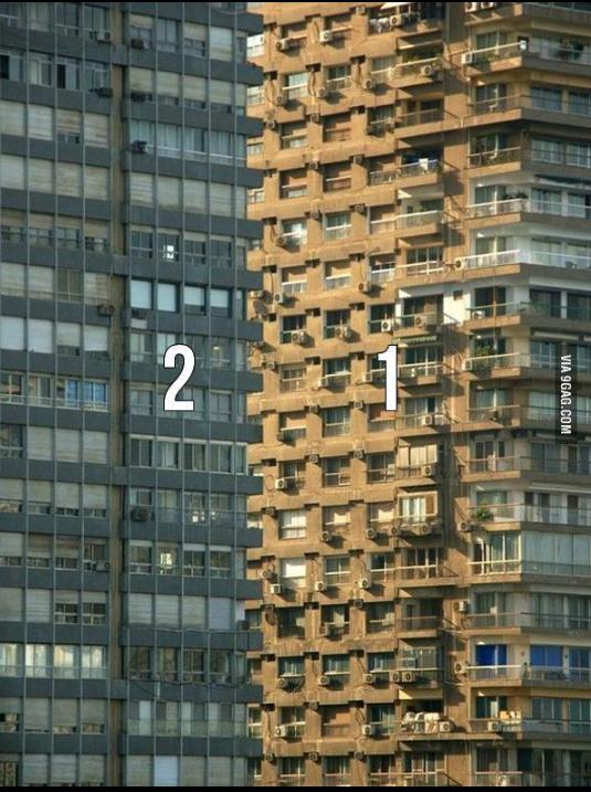 EsQuagmire's tweet photo. ¿Qué edificio piensas que está por delante?
RT- 2
FAV- 1 http://t.co/ax9ouxhPvT
