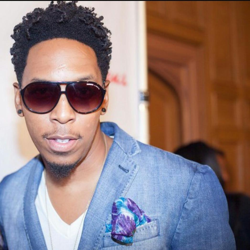 Happy 42nd birthday to Deitrick Haddon! We wish you many more!  