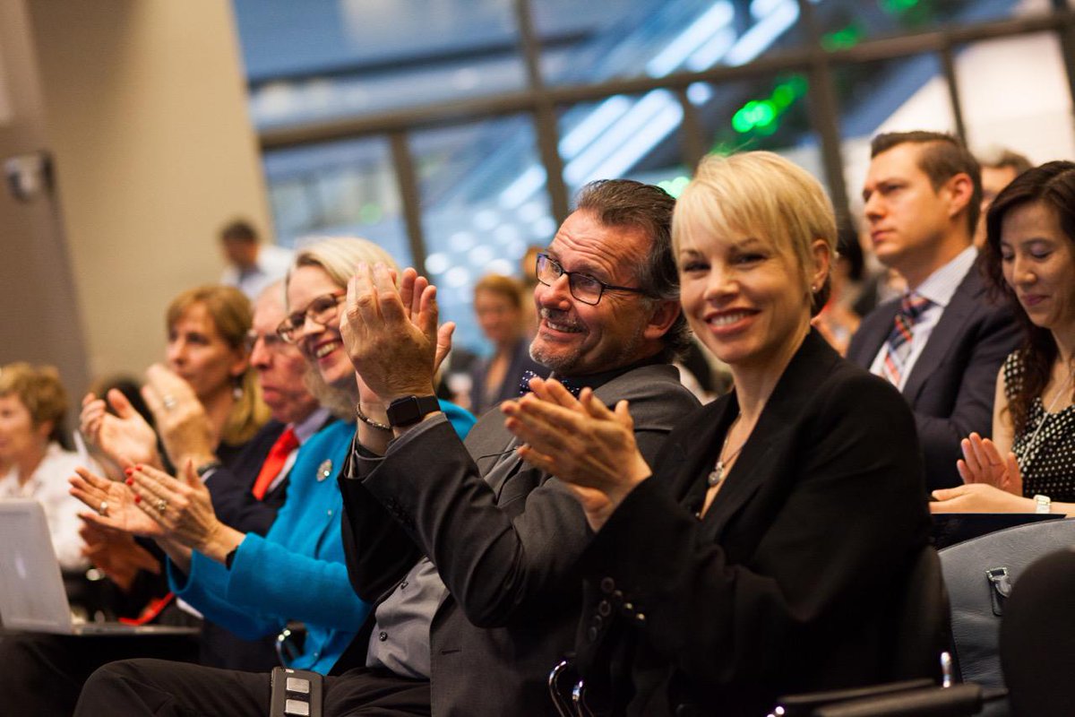 rebeccayu's tweet photo. @MaRSDD #HealthKick2015: @JNJInnovation @melindarichter @Leslee_Thompson @lucienengelen @ePatientDave @docmikeevans http://t.co/zNBCWRi0AA