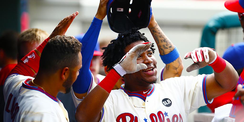 MLB's tweet photo. Save that ⚾👏. 

Maikel Franco cranks first @MLB home run: http://t.co/2Dq9xM1Igc http://t.co/fxGvrOwudm