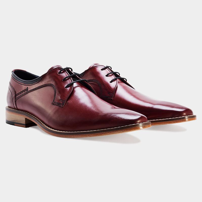 GoodwinSmithUK's tweet photo. We're giving away 4 pairs of our #BuckingGoodShoes when we hit 20K followers! Simply RT and follow us to enter! http://t.co/jrvy8YS4t4