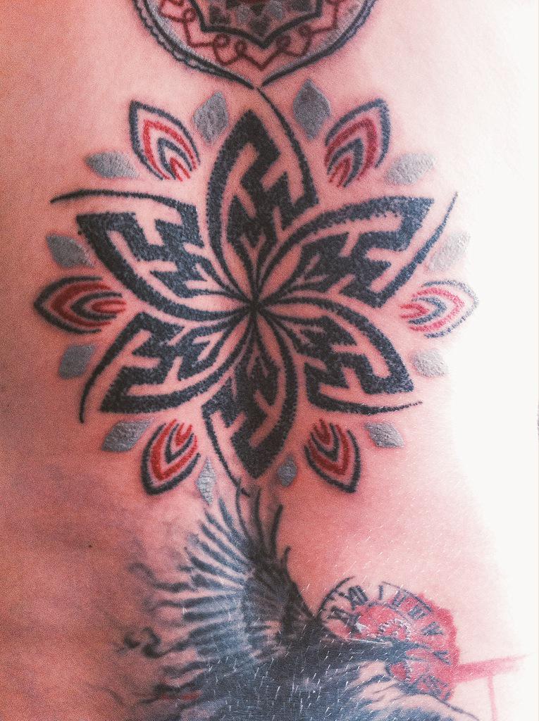 heathermodel26's tweet photo. 2 new inks 😍💋❤️ #ShexyBackTatts #InkedWoman @StudiotrapTatts #TattooModel http://t.co/GXUiOzyj0a