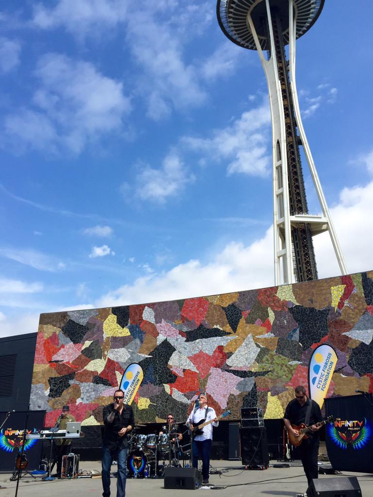 ImSteveMigs's tweet image. . @InfinitySeattle doing an awesome job for #GreatStrides