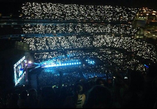 1Dbestcrowds's tweet photo. UAN Tour
TMH Tour
WWA Tour
OTRA Tour
 
I'M VERY PROUD http://t.co/w9aRtF58iw