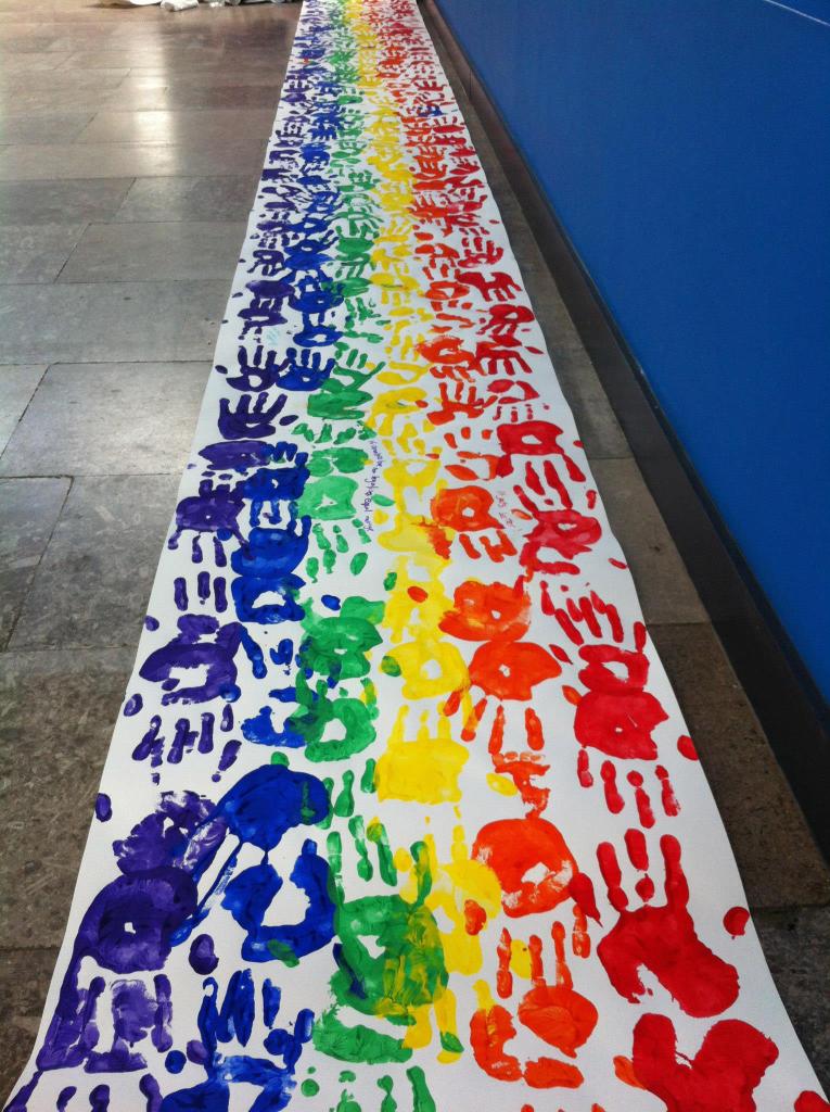 SUSUEandD's tweet photo. Happy International Day Against Homophobia, Biphobia and Transphobia! #IDAHOBIT2015 http://t.co/ZbN0V1pYa2