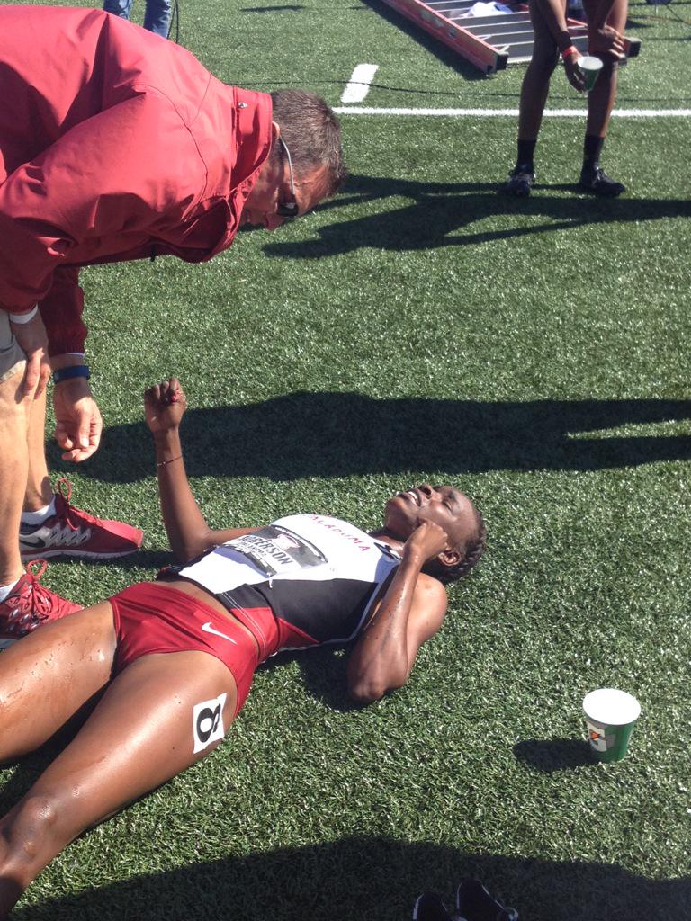 OU_Track's tweet image. Daye Shon Roberson takes second in the 400! Exhausted and celebrating! #SoonerProud