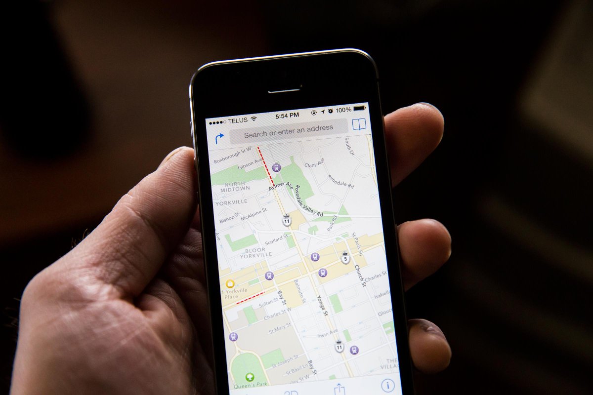 TechCrunch's tweet photo. Apple Is Mapping Out Better Navigation With The Acquisition of GPS Firm Coher... http://t.co/YHMe4cwzYp by @sarahbuhr http://t.co/MynOptUI6x