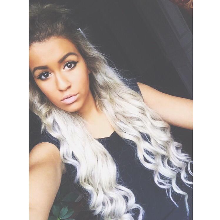 CASSIDYHARRIS_'s tweet photo. Just obsessed with my new hair π inspired by @SsssamanthaaMUA & @angexxla #brownandsilver http://t.co/tOEKSxV2Tw
